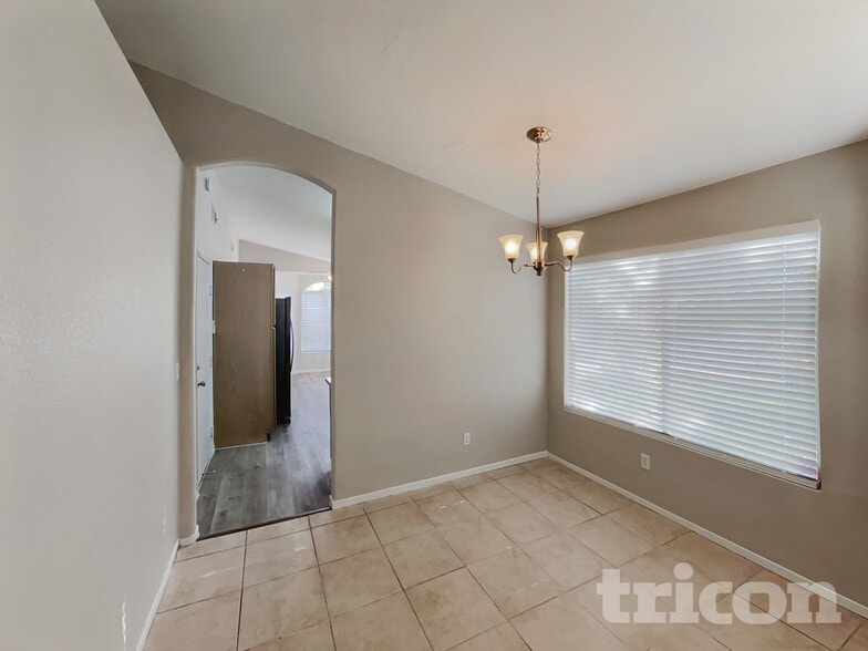 Building Photo - 7932 Quill Gordon Ave