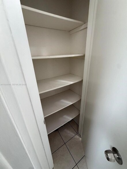 Building Photo - 6600 SW 84th St