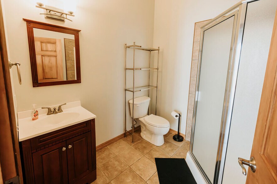 Bath - 506 Alder St