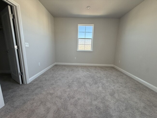 Building Photo - Beautiful 5 bedroom, 4 bathroom 2 story home in Rancho Cordova!!!