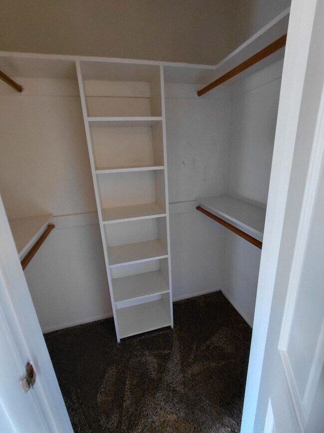 Building Photo - Silverdale Area Home