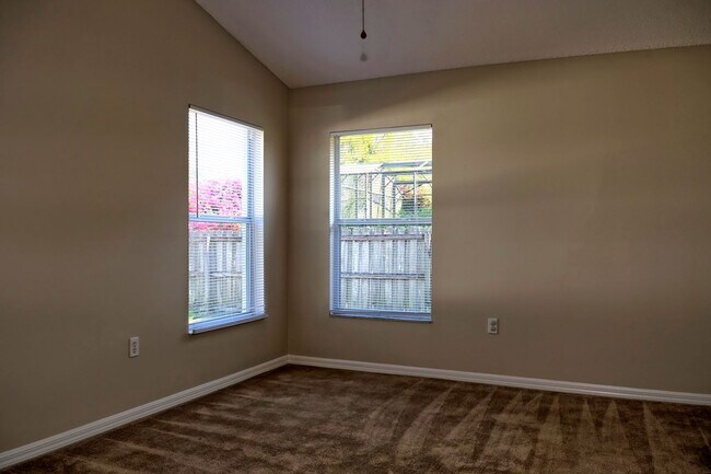 Building Photo - Spacious 3/2 Home For Rent in Davenport with extra Florida/Sun Room!!