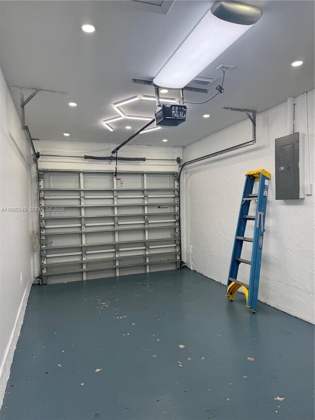 Building Photo - 17340 NW 63rd Ave