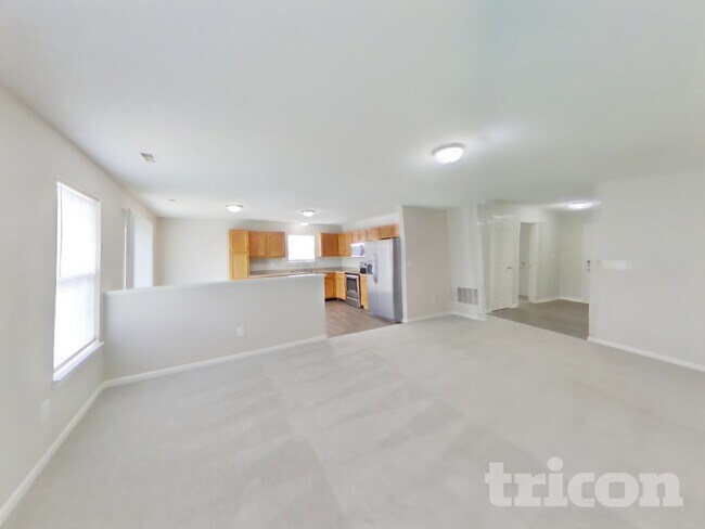 Building Photo - 5477 Wood Hollow Dr