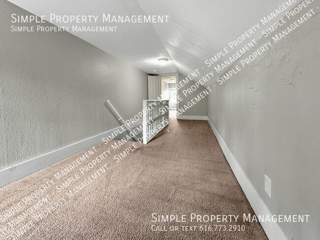 Building Photo - 813 California-