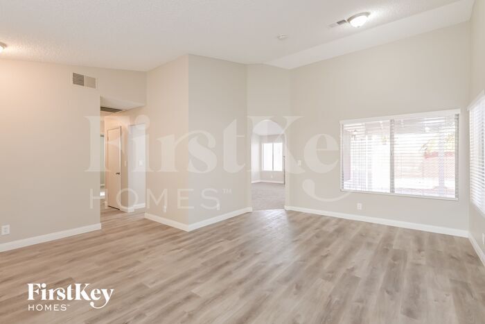Building Photo - 5700 Odessa Dr