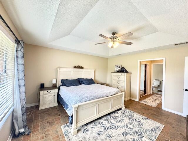 Building Photo - 422 Shoal Lake Dr
