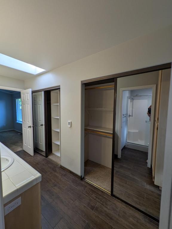 Building Photo - 2111 Garden Valley Way