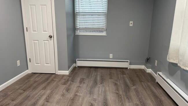 Building Photo - 38a Saco St