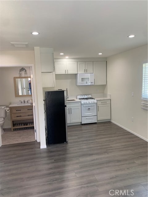 Building Photo - 470 Highlander Dr