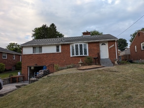 Building Photo - 2057 Borland Rd