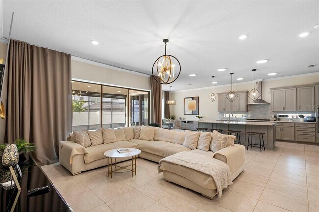 Building Photo - 8000 Leaf Grv Cir