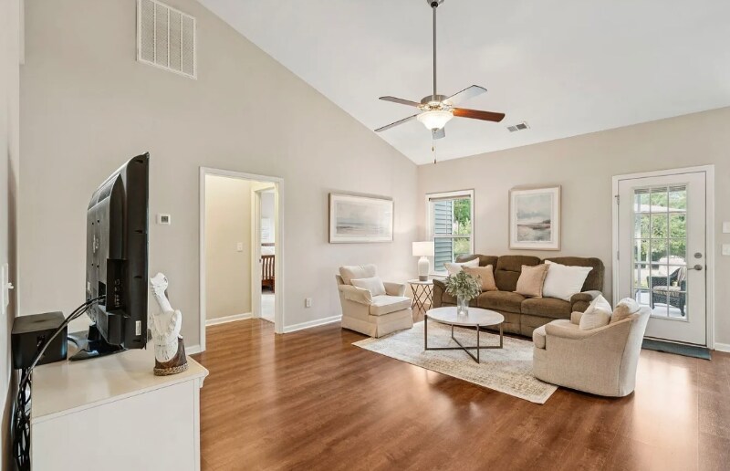 Building Photo - 1546 Fishbone Dr