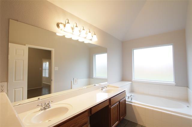 Building Photo - 8960 Riscky Trl