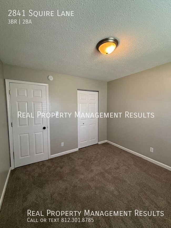 Building Photo - 2841 Squire Ln