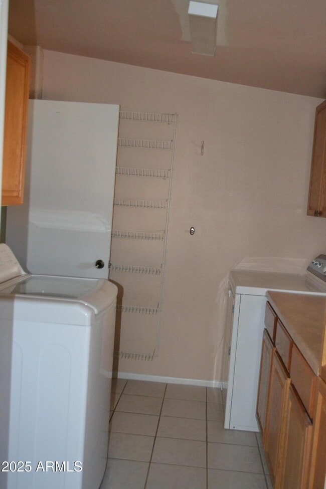 Building Photo - 1710 W 13th Ave