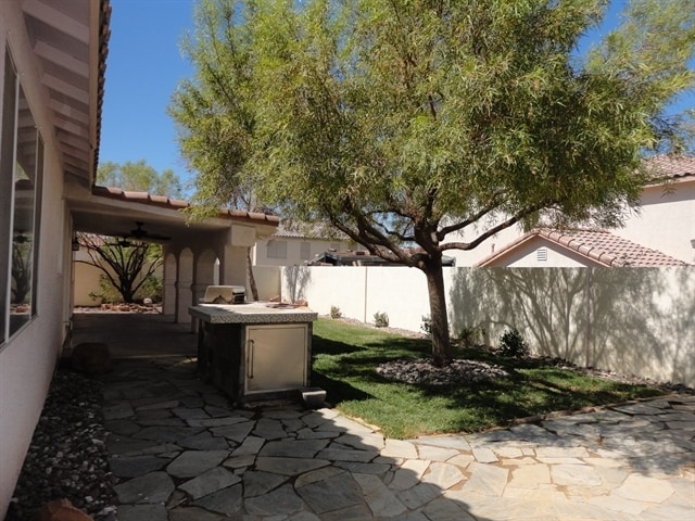 Building Photo - 903 Golden Poppy St