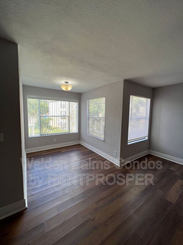 Building Photo - 4720 Walden Cir