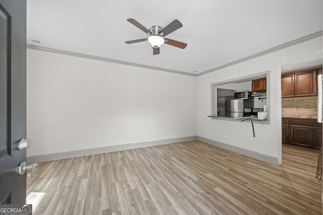 Building Photo - 590 Glen Iris Dr NE