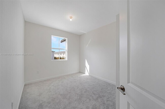 Building Photo - 28871 SW 162nd Ct