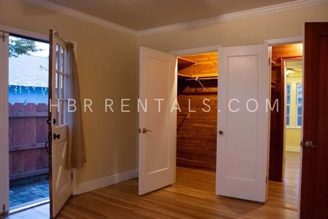 Building Photo - Charming Single-Story Home in the Heart of...