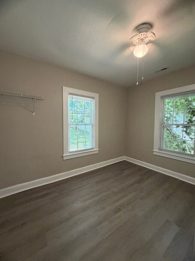 Building Photo - Open The Door To Your New Home!