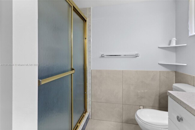 Building Photo - 4100 N 58th Ave