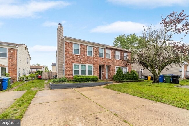 Building Photo - 75 Fomalhaut Ave