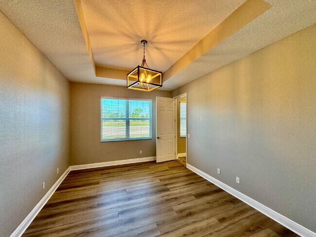 Building Photo - K-Bar range gated 3-Bed Single Family House newly renovated with Fenced back yard