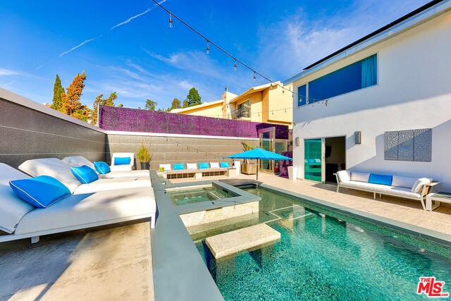 Building Photo - 2351 Mt Olympus Dr
