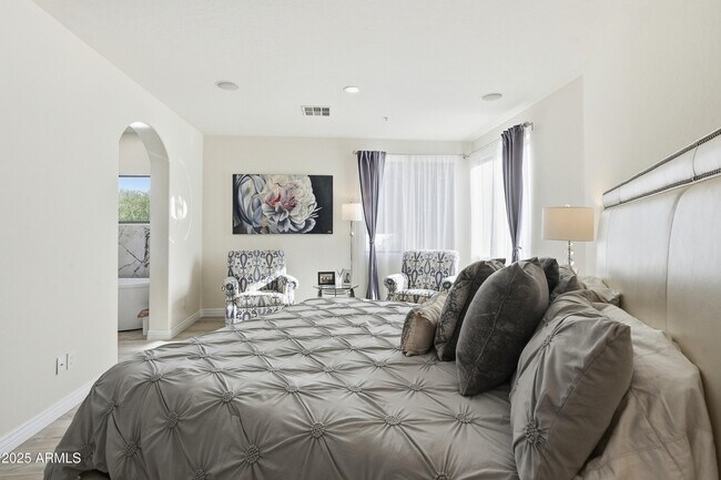 Building Photo - 20802 N Grayhawk Dr