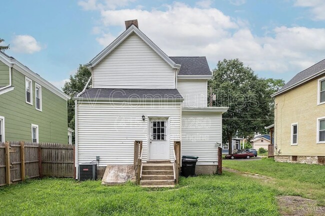 Building Photo - 4604 Glenshade Ave
