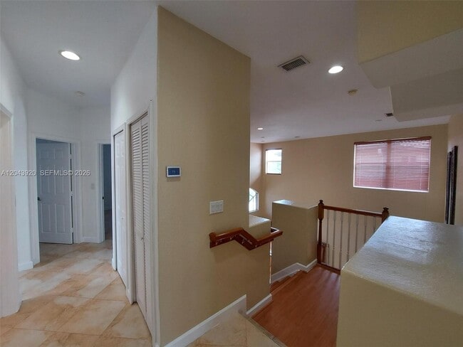Building Photo - 5350 SW 130th Terrace