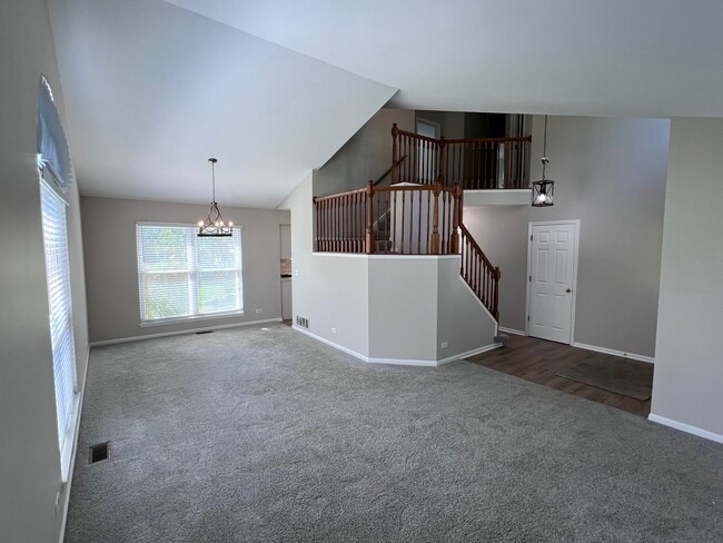 Building Photo - 1134 Dovercliff Way
