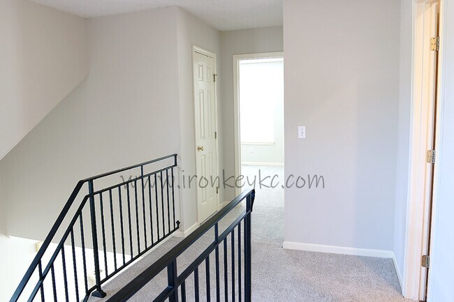 Building Photo - 9219 Boehm Dr