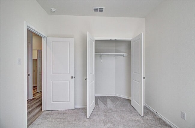 Building Photo - 3423 Old Almonte Dr