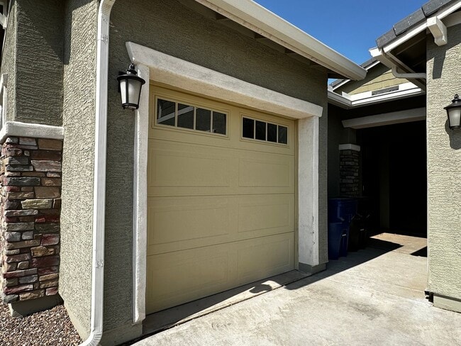 Building Photo - ALL UTILITIES INCLUDED CHANDLER CASITA W/ ...