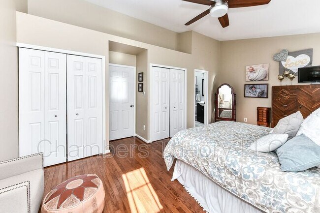 Building Photo - 7245 Worsley Way