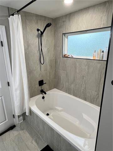 Building Photo - 40773 Hayes Rd