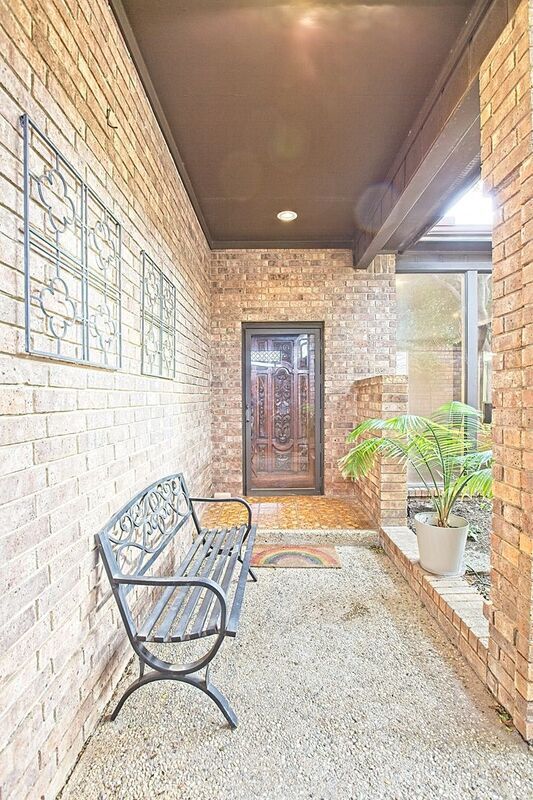 Building Photo - 3217 Squireswood Dr