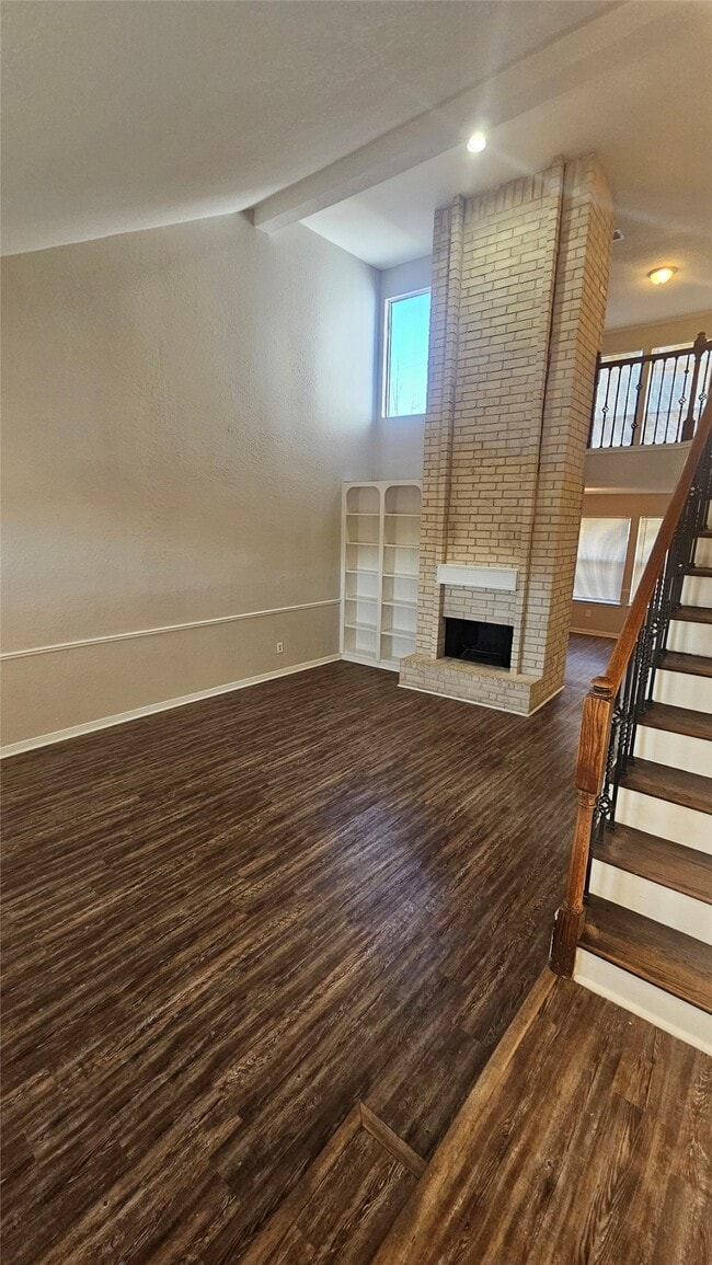 Building Photo - 19522 Lake Hollow Ln