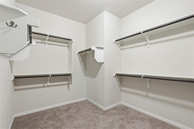 Building Photo - 339 Sycamore St