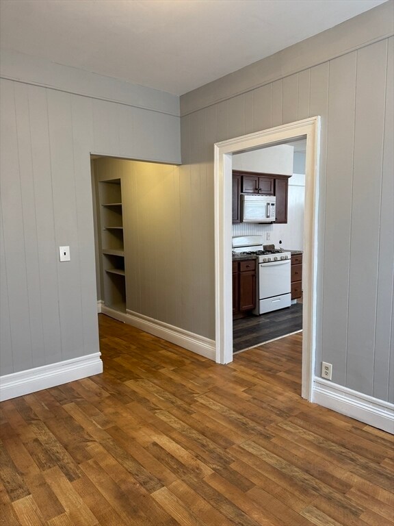 Building Photo - 148 Maxfield St