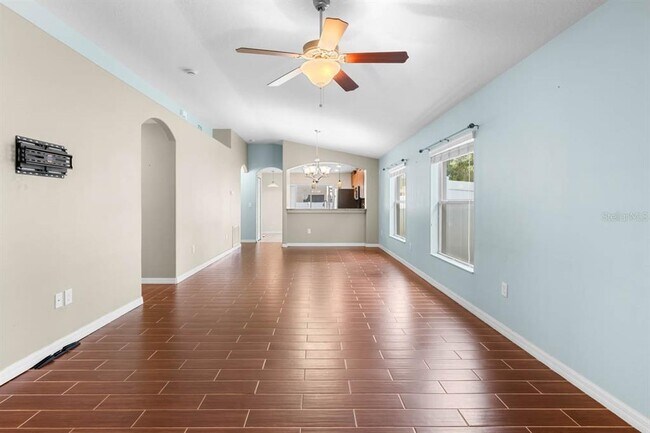 Building Photo - 1313 Trailwater St