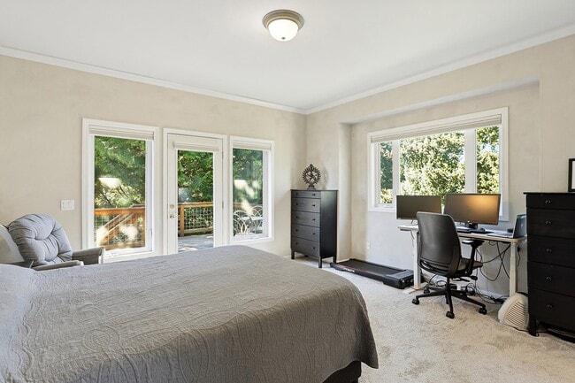 Building Photo - 172 Palos Verdes