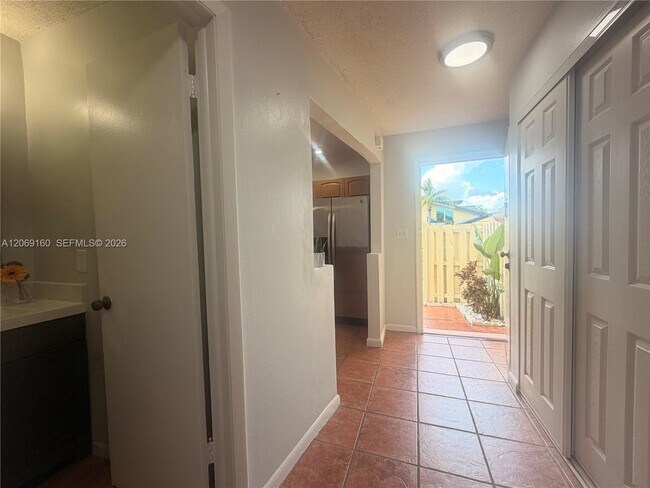 Building Photo - 8380 SW 154th Ave