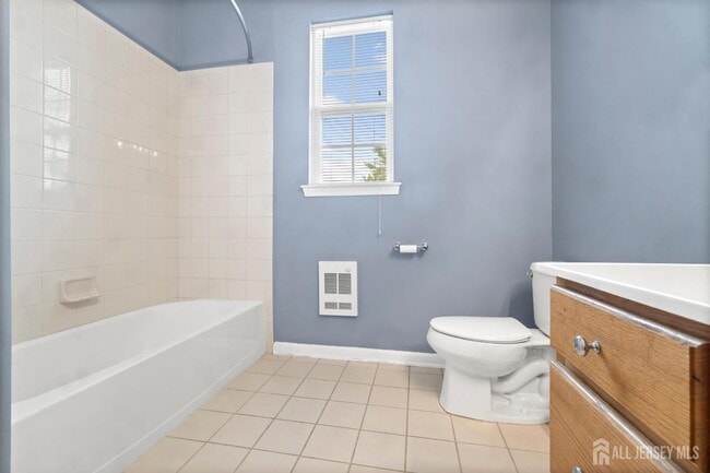 Building Photo - 41 Azalea Dr