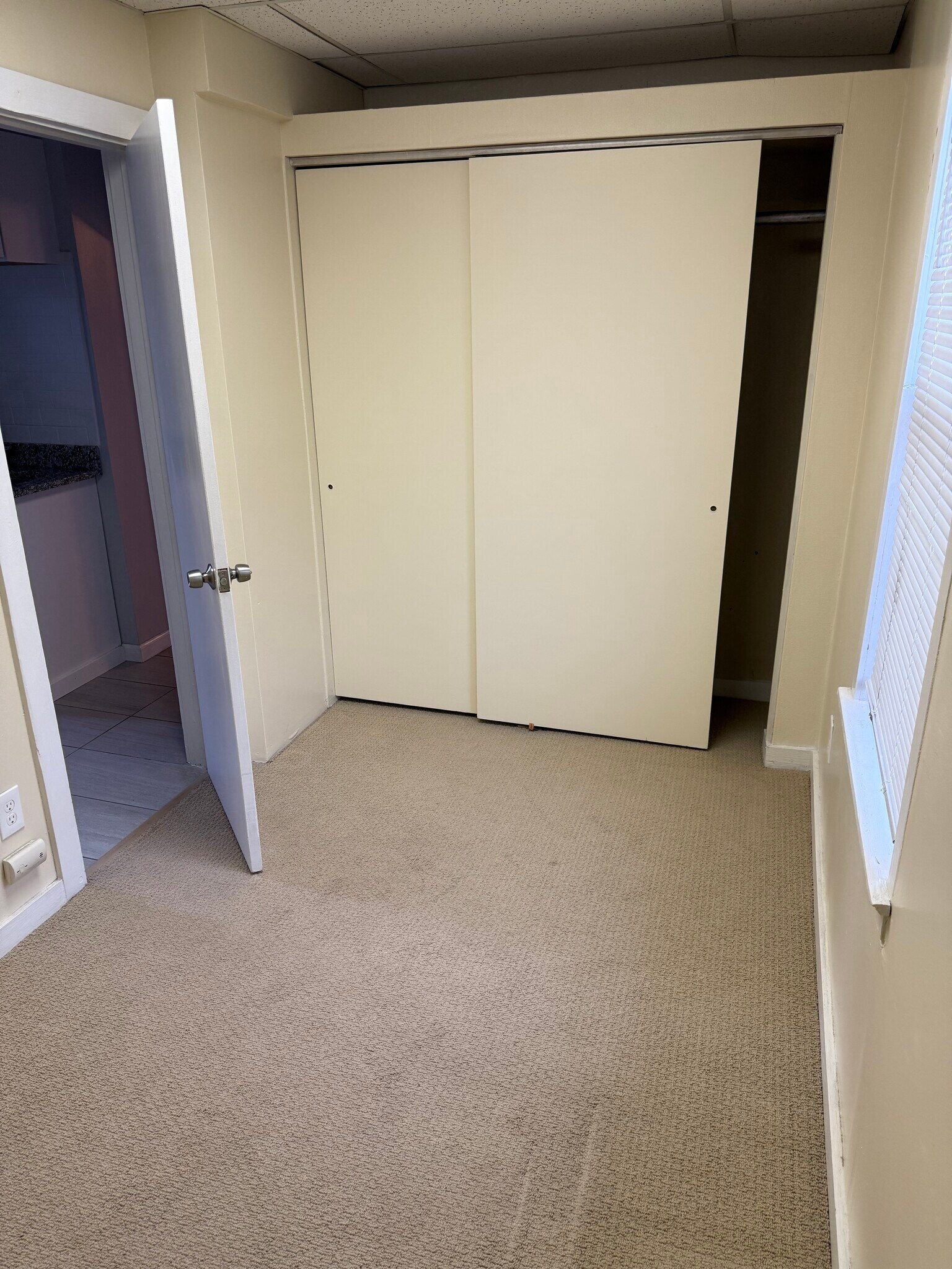 Building Photo - 3115 S Racine Ave