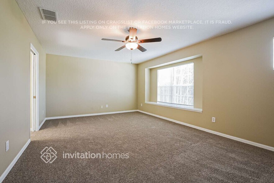 Building Photo - 14612 Chloe Ct