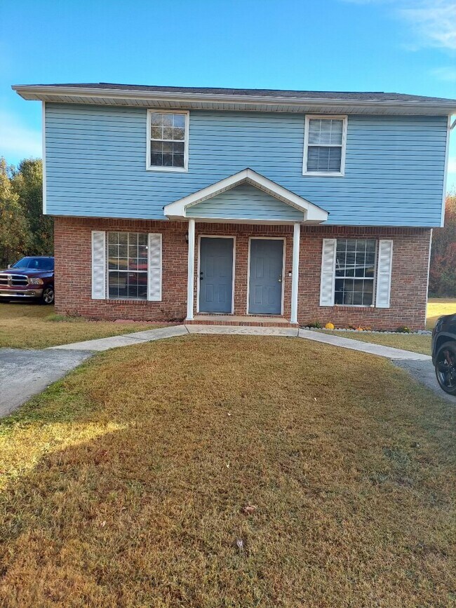 Primary Photo - 137 Shearer St